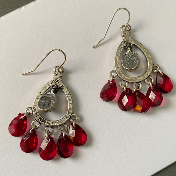 Red Acrylic Faceted Beaded Chandelier Style Silver Tone Dangle Earrings - Picture 3 of 4